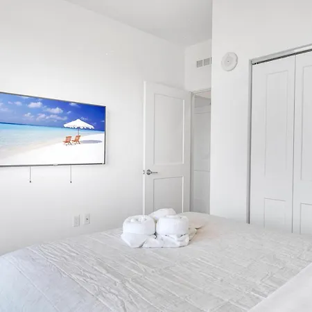 Appartement Modern 2 Bed Mins From Brickell With Free Parking à Miami Extérieur photo
