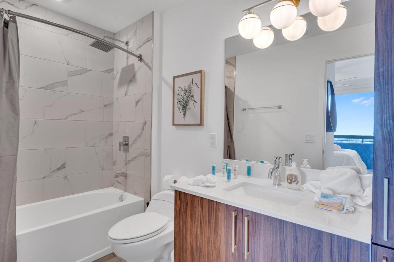 Modern 2 Bed Mins From Brickell With Free Parking Appartement Miami